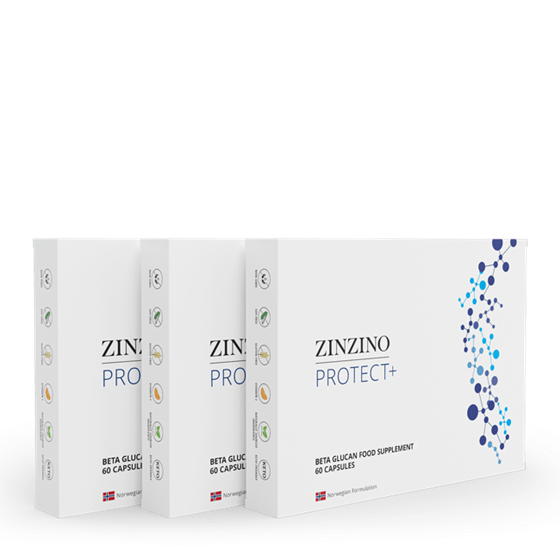 Tres cajas de cápsulas de complemento alimenticio de betaglucano Zinzino Protect+, con un diseño blanco con gráficos moleculares azules en la parte delantera y detalles del producto Zinzino Protect+ impresos en cada caja.